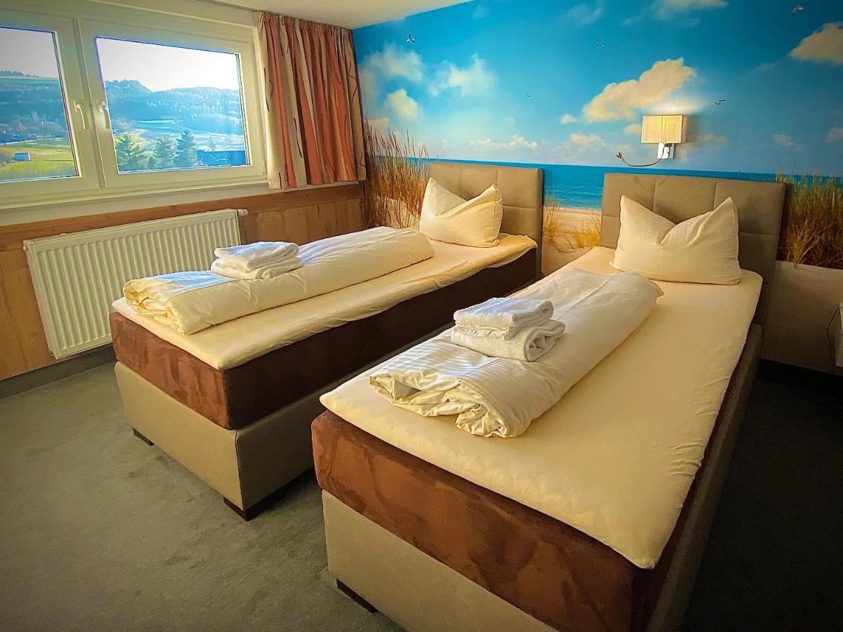 Meister Baer Hotel Frankenwald Berg  ภายนอก รูปภาพ