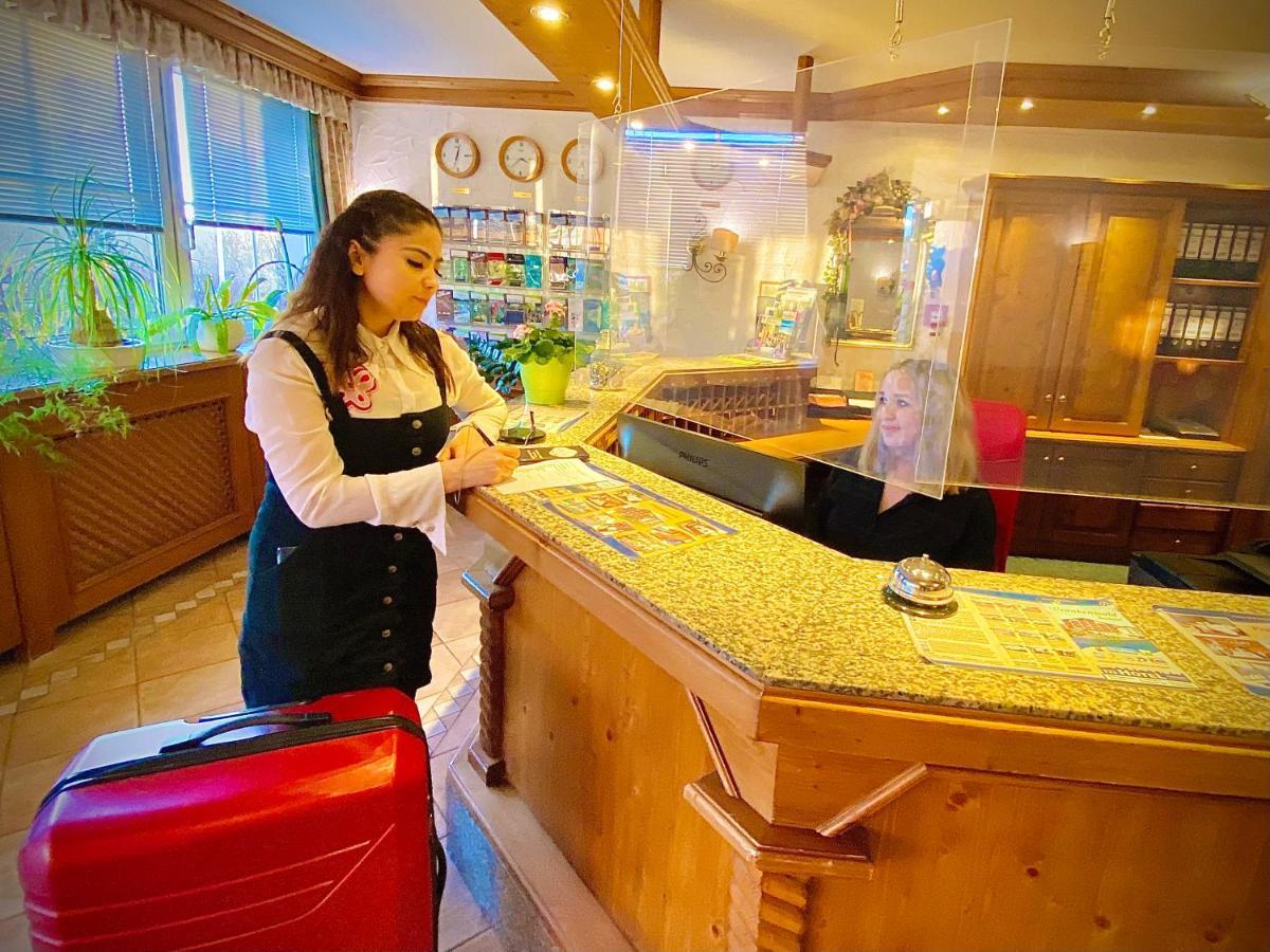 Meister Baer Hotel Frankenwald Berg  ภายนอก รูปภาพ
