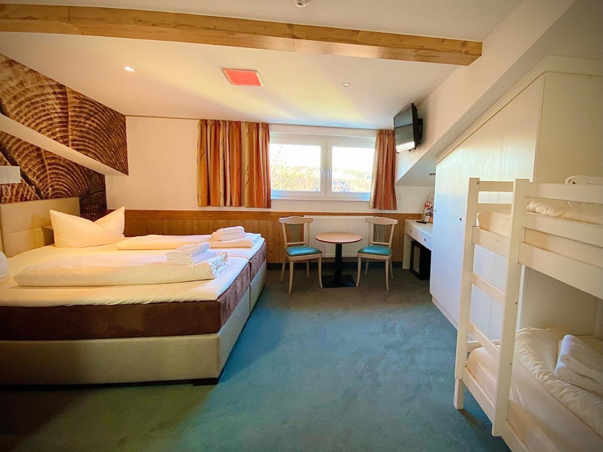 Meister Baer Hotel Frankenwald Berg  ภายนอก รูปภาพ