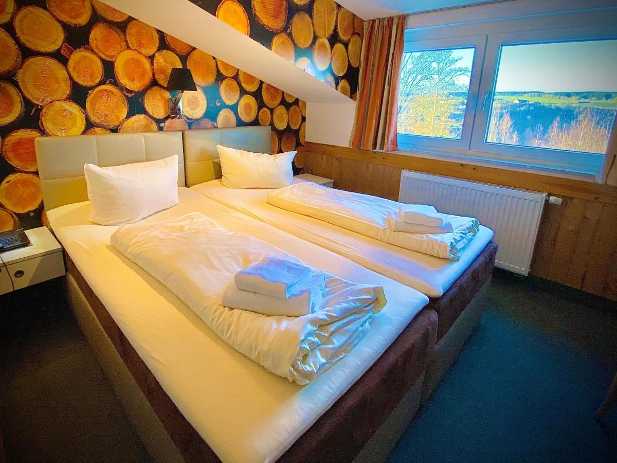 Meister Baer Hotel Frankenwald Berg  ภายนอก รูปภาพ