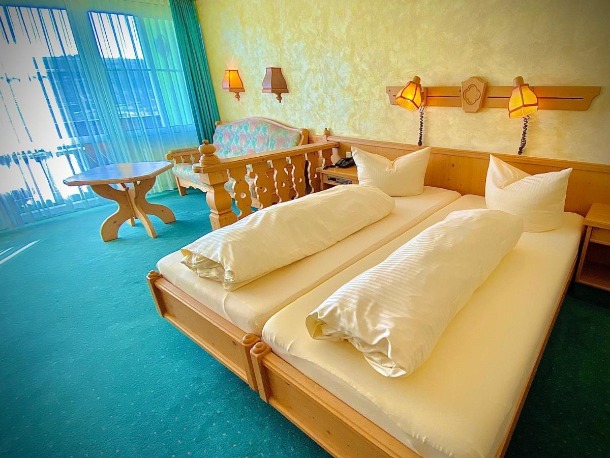 Meister Baer Hotel Frankenwald Berg  ภายนอก รูปภาพ